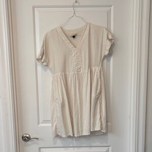 Universal Thread Cream V-Neck Dress